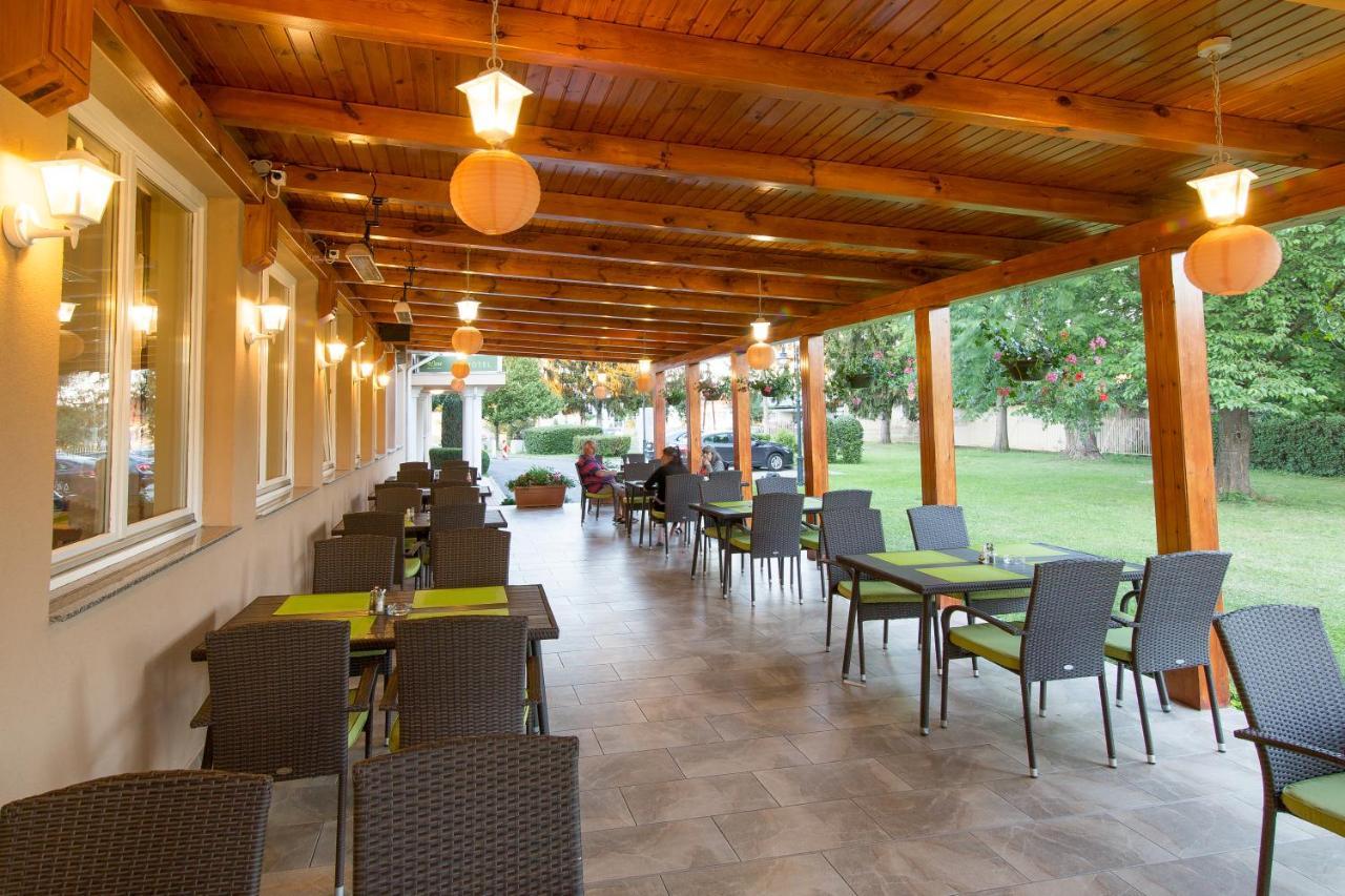Lipa Hotel Es Etterem Szentgotthard Luaran gambar